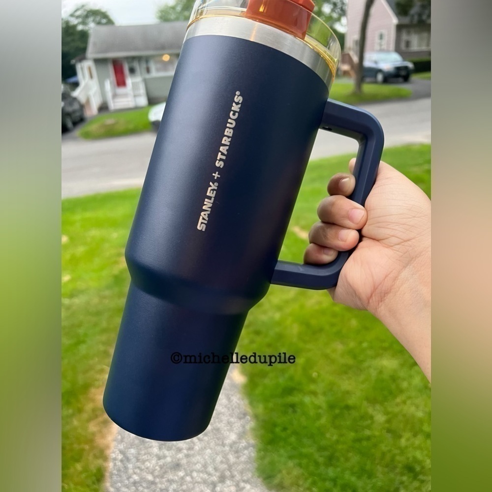 STANLEY x Starbucks navy exclusive PHILIPPINES RELEASE - Picture 12 of 17
